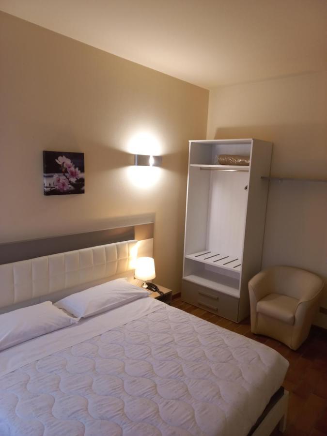 Park Hotel Castel San Pietro Terme Exterior photo