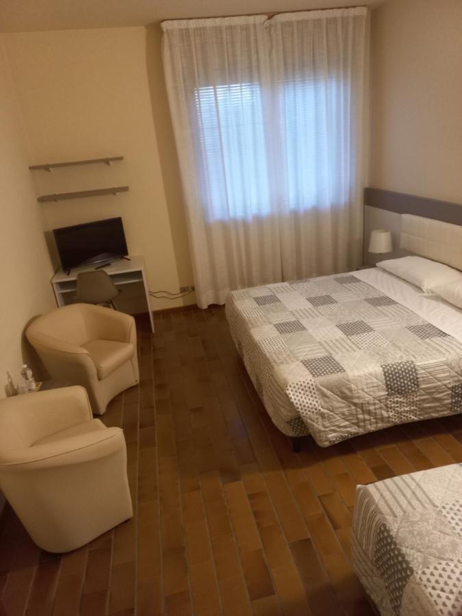 Park Hotel Castel San Pietro Terme Exterior photo