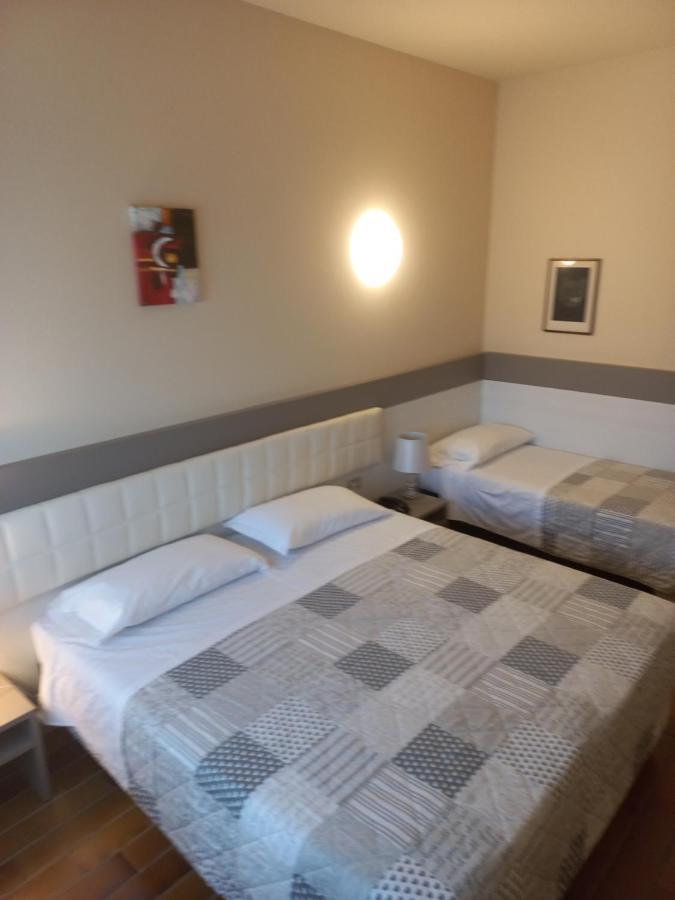 Park Hotel Castel San Pietro Terme Exterior photo