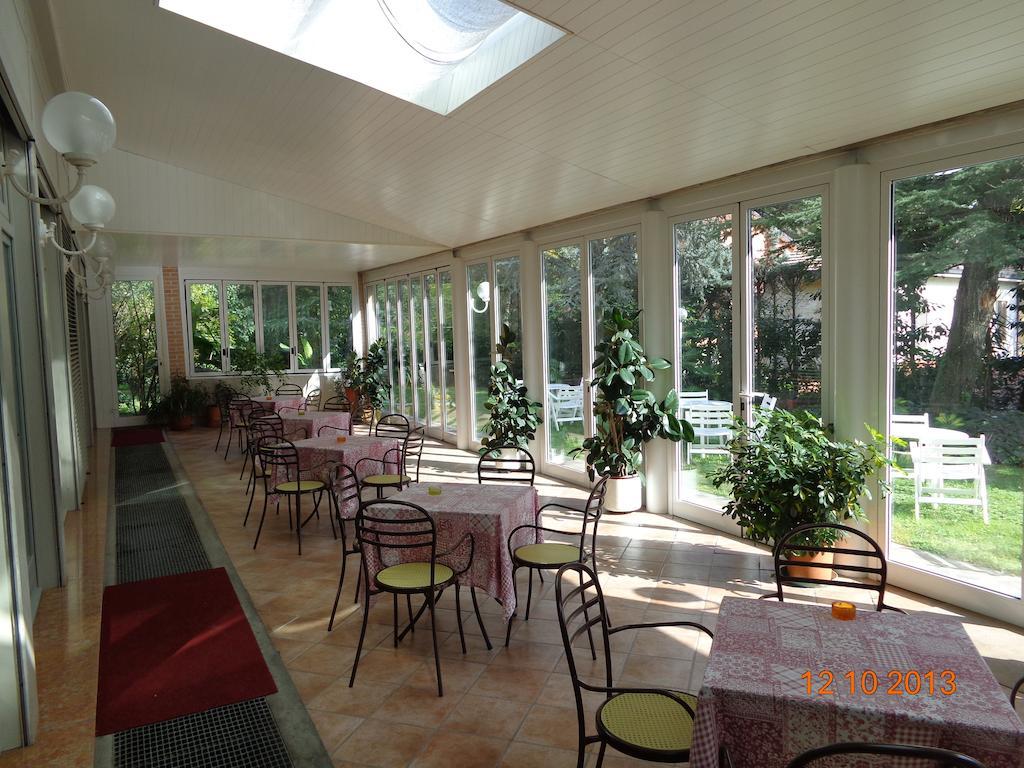 Park Hotel Castel San Pietro Terme Exterior photo