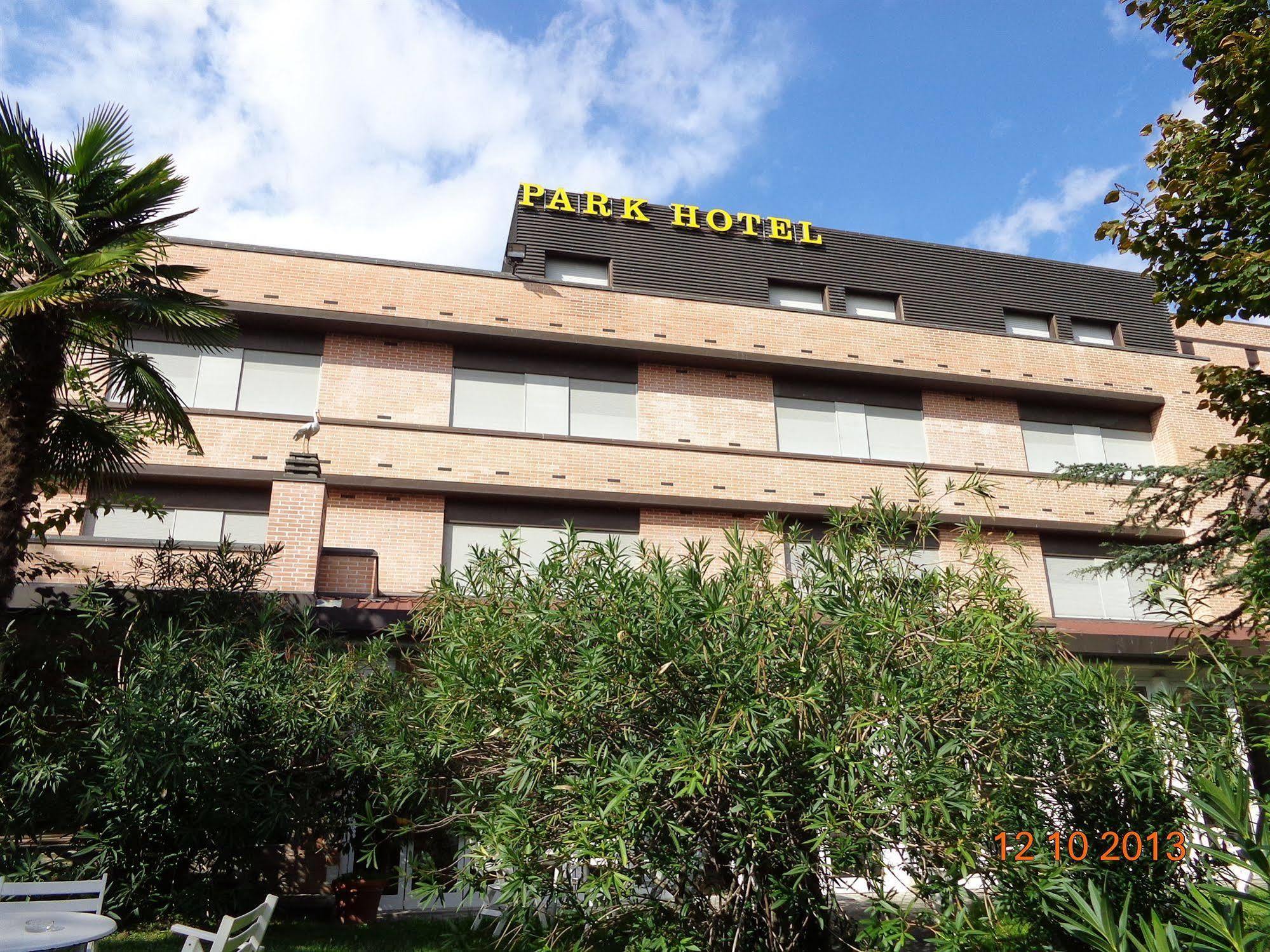 Park Hotel Castel San Pietro Terme Exterior photo